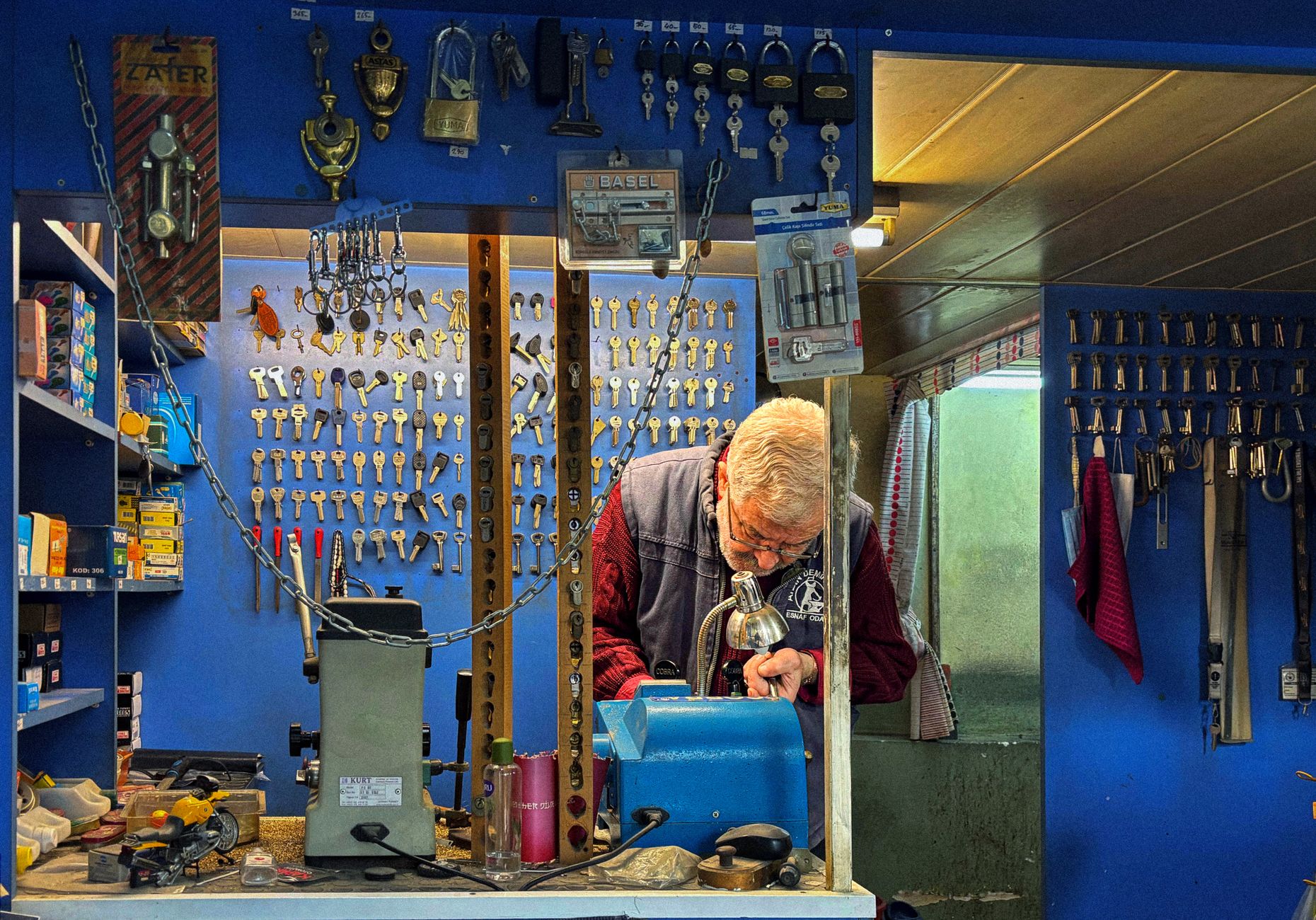 Serrurier équipe à Menton